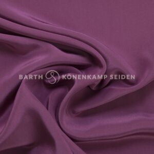 997-428 Crêpe de Chine dyed purple red 56g 90cm